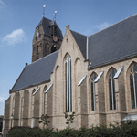 119949 Gezicht op de St.-Michaëlskerk aan de Noorder Kerkstraat te Oudewater.